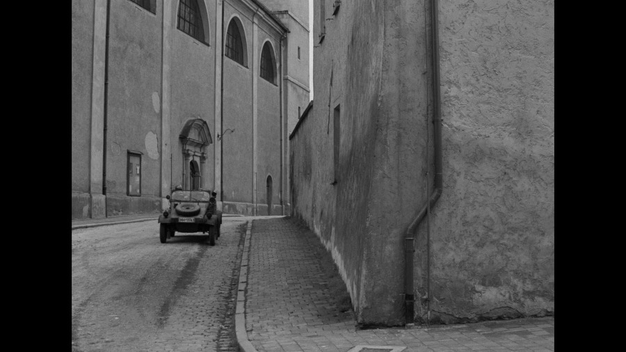 Screen capture from The Bridge