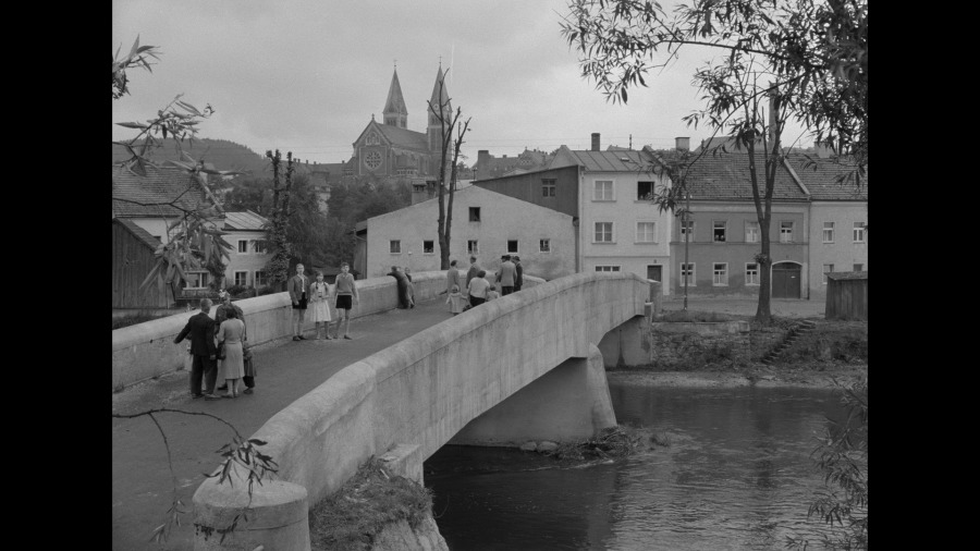 Screen capture from The Bridge