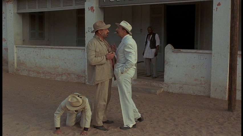 Screen capture from Coup de torchon