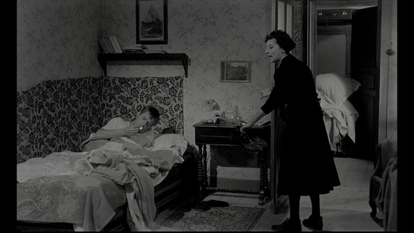 Screen capture from Le notti bianche