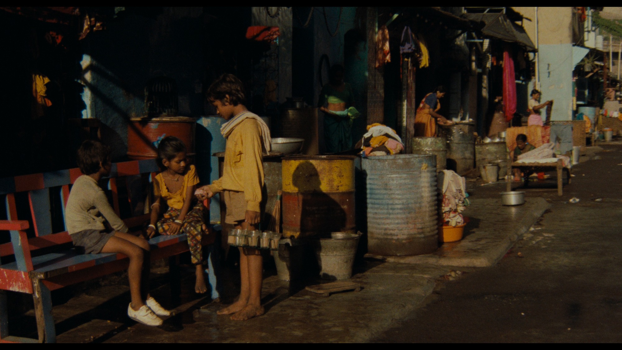 Screen capture from Salaam Bombay!