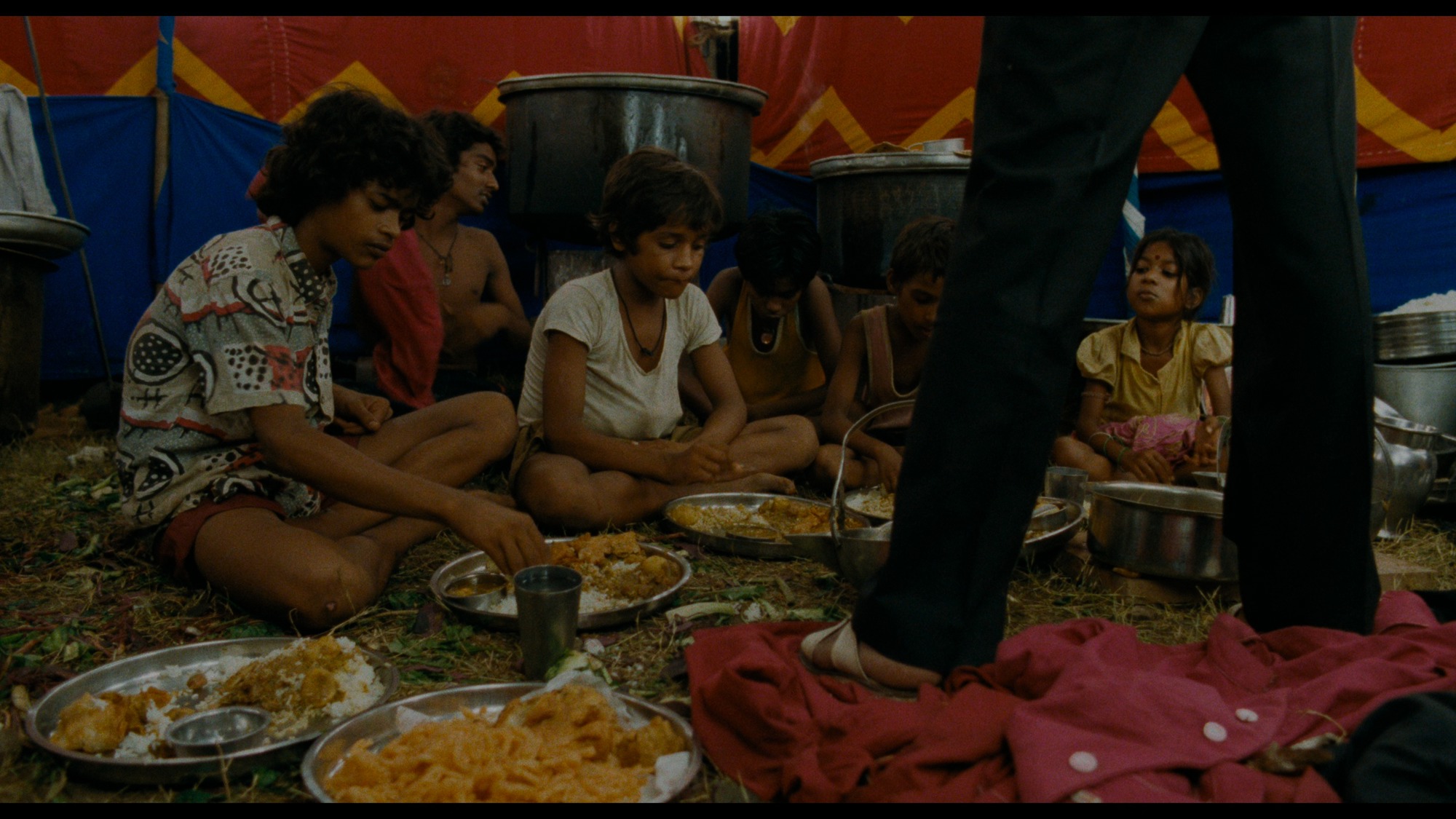 Screen capture from Salaam Bombay!
