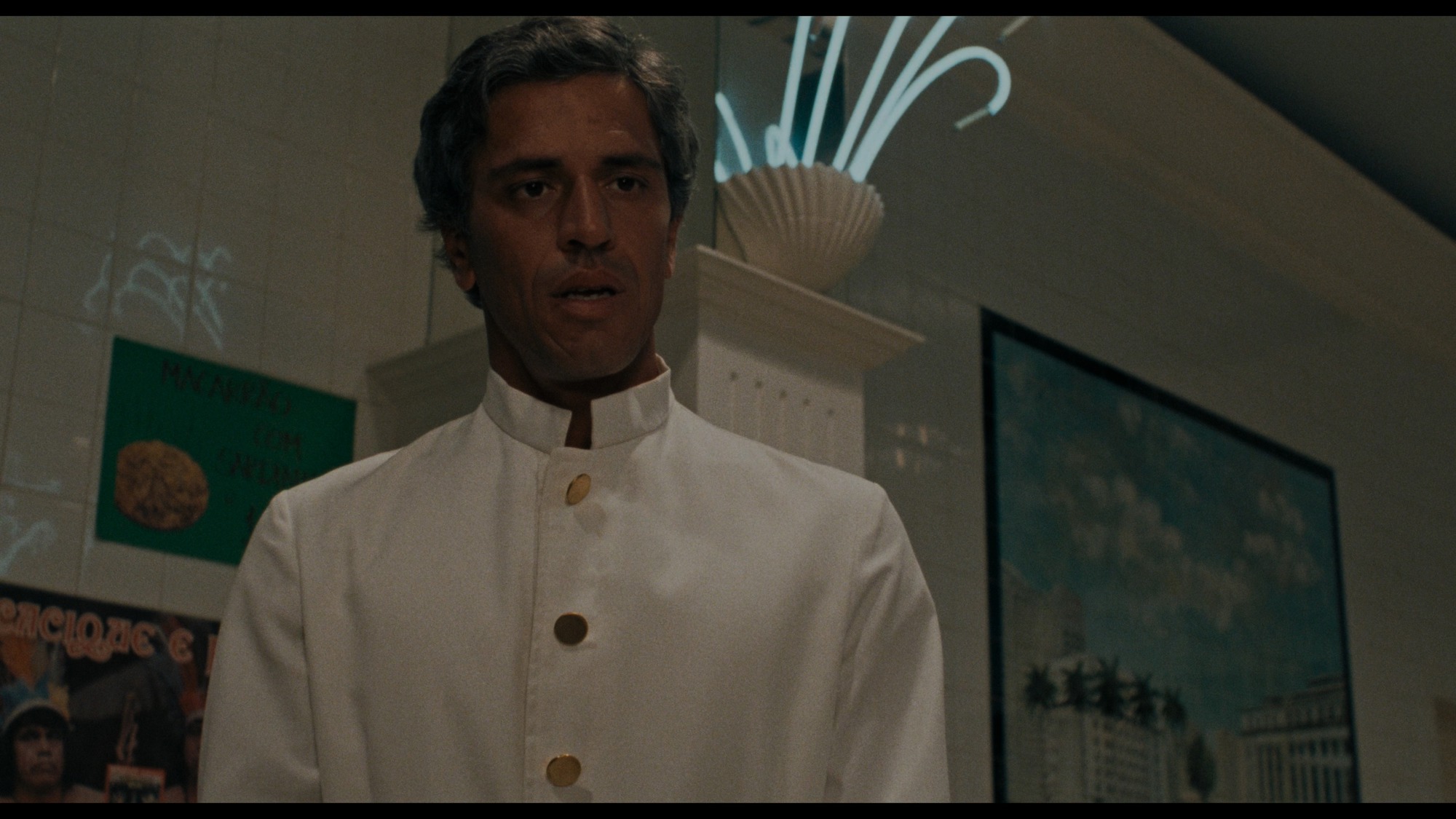 Screen capture from Kiss of the Spider Woman
