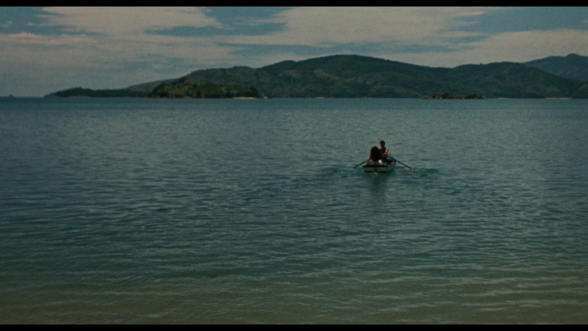 Screen capture from Kiss of the Spider Woman
