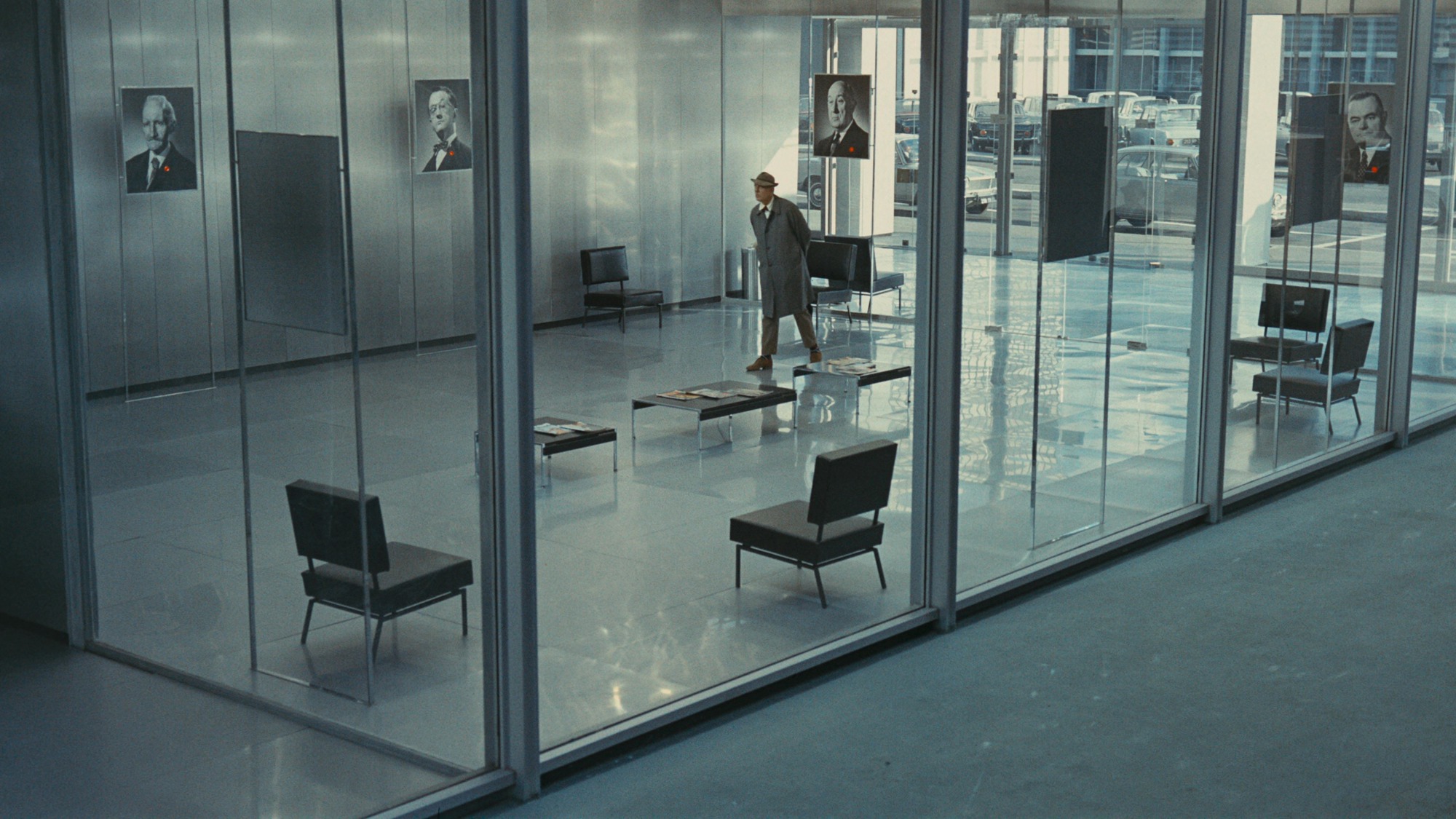 Screen capture from PlayTime