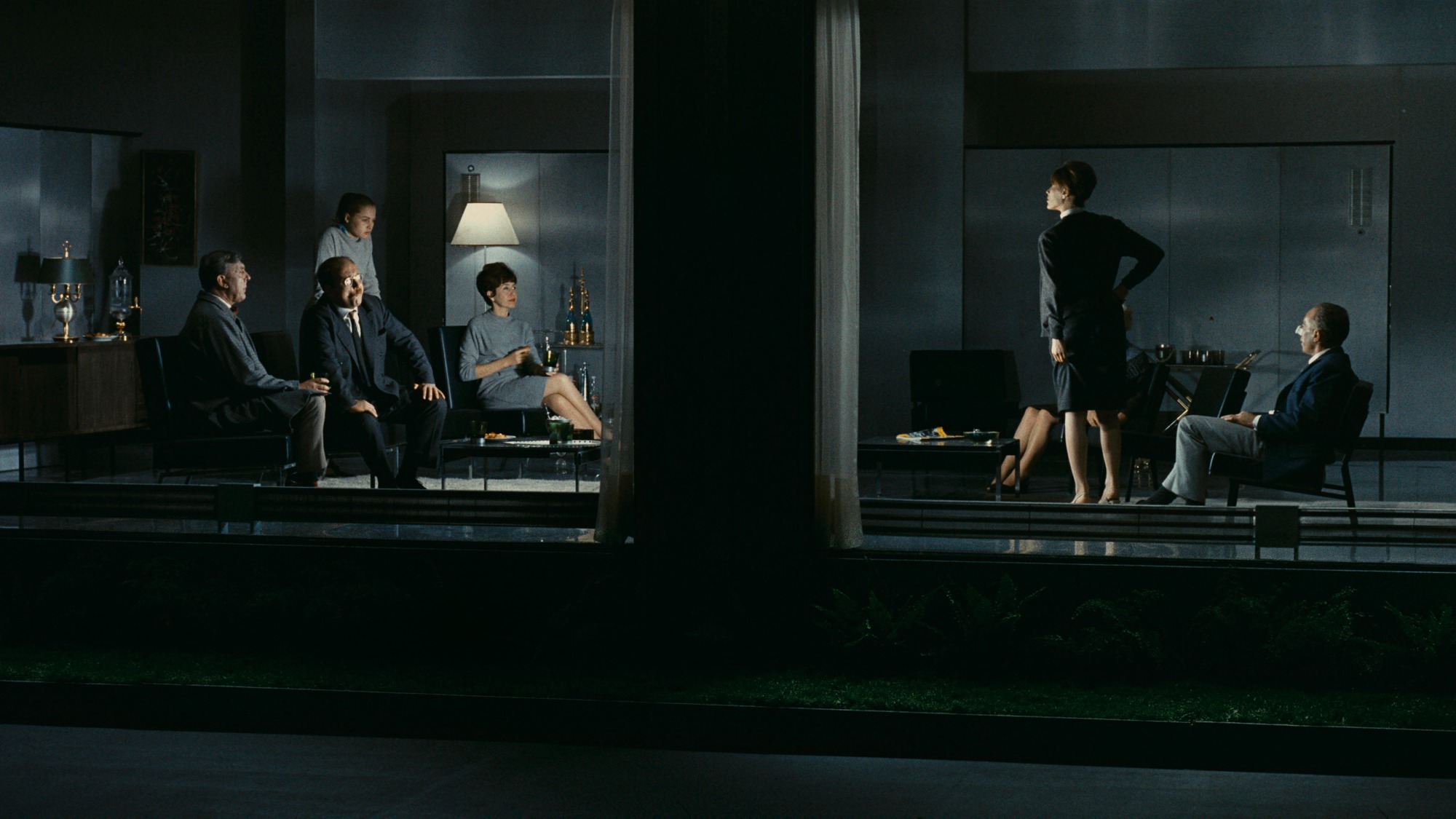 Screen capture from PlayTime