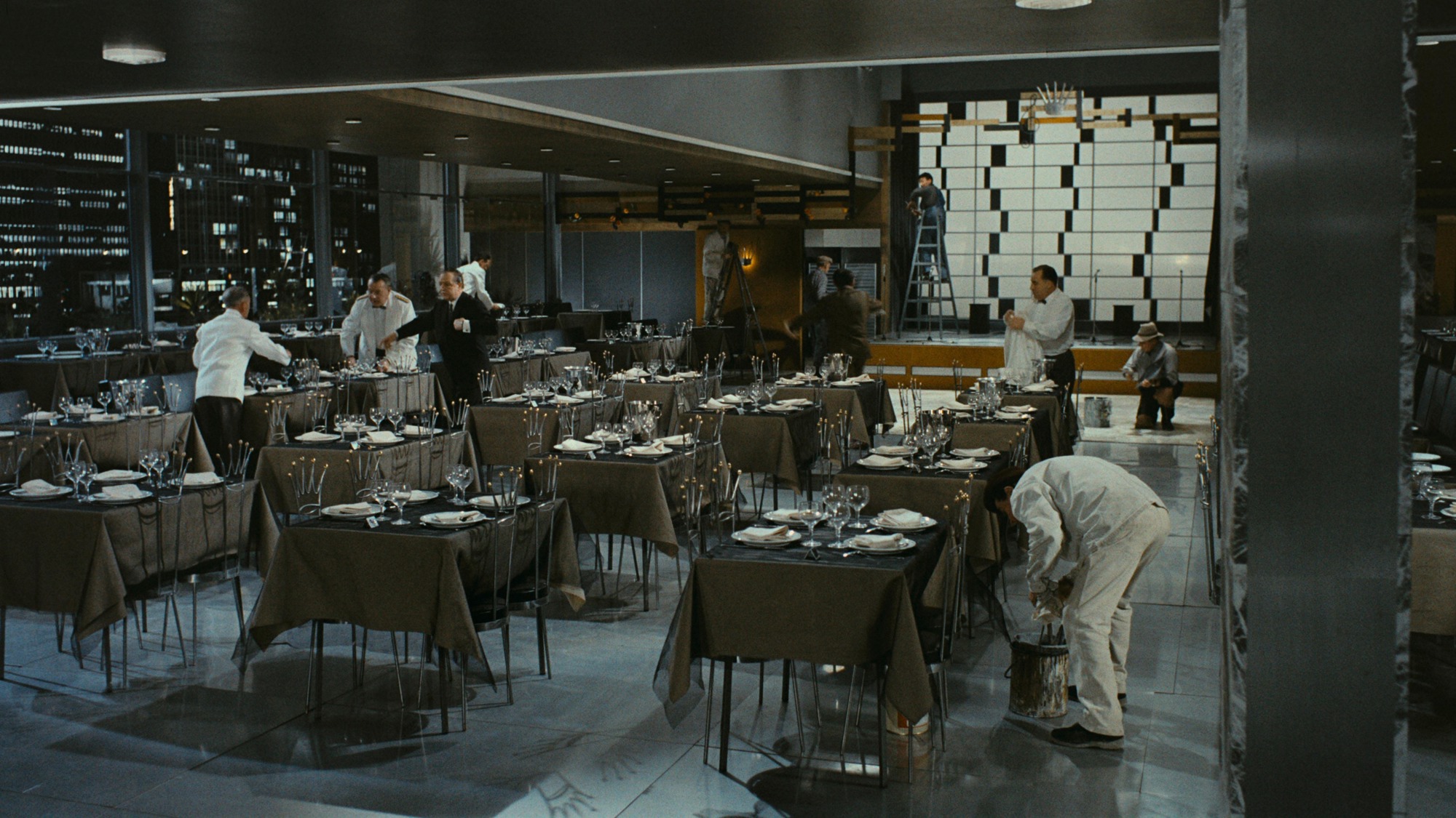Screen capture from PlayTime