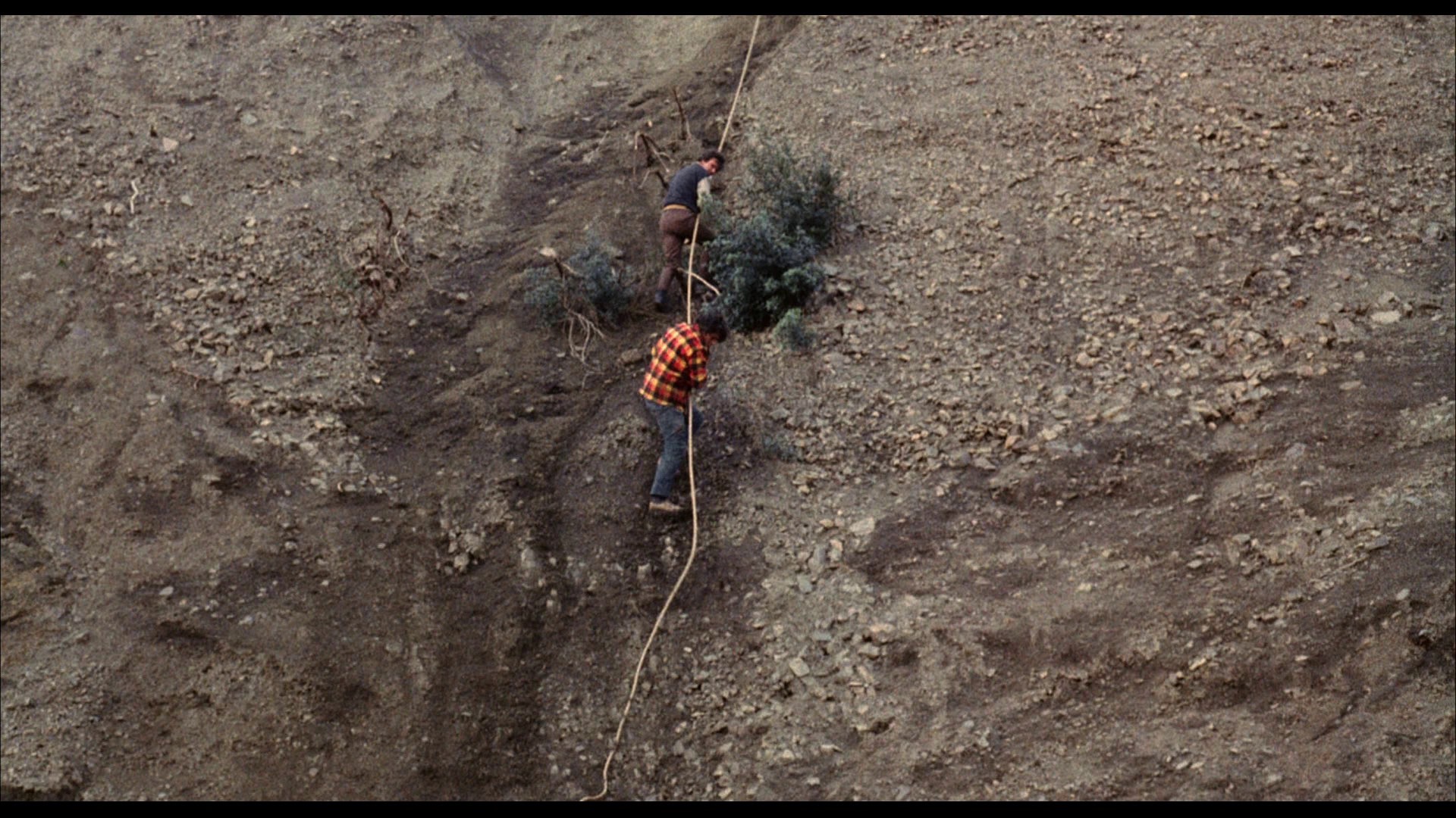 Screen capture from A Woman Under the Influence