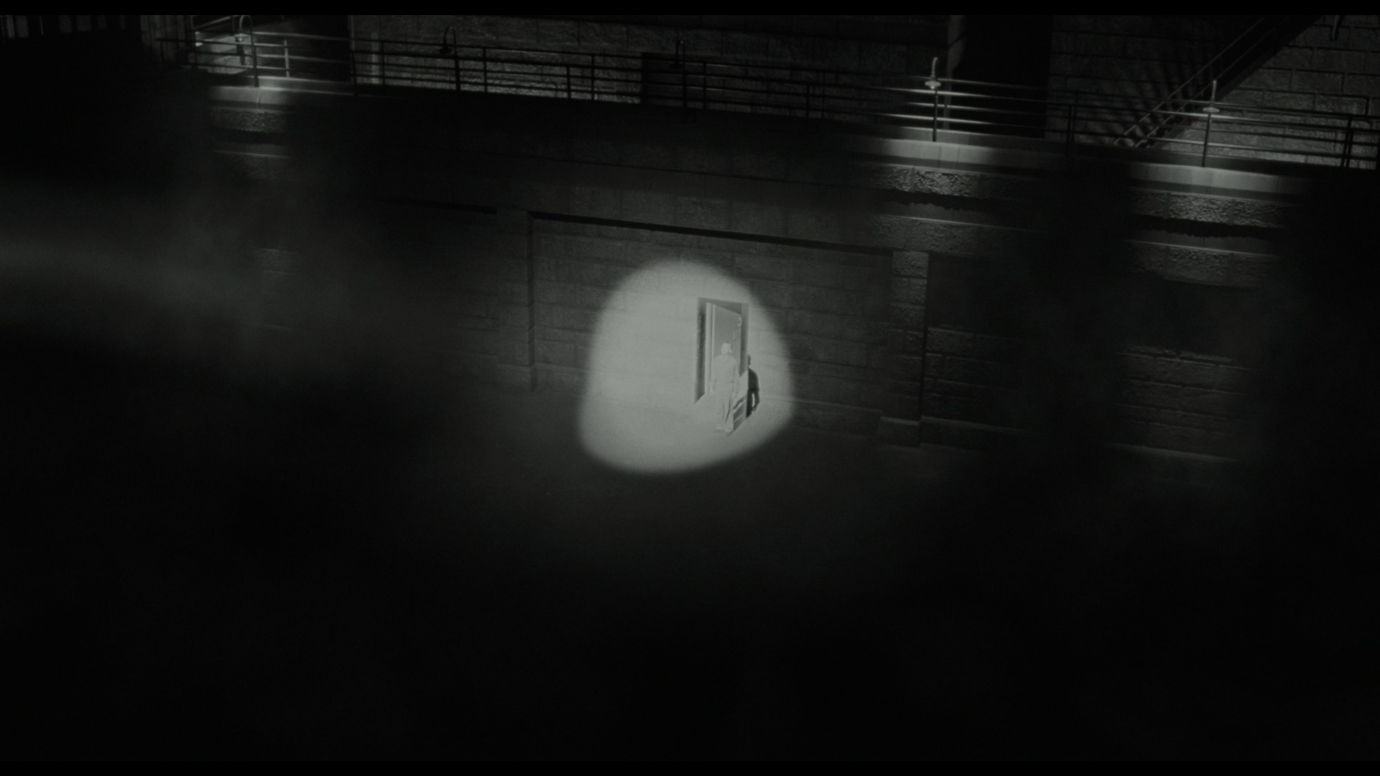 Screen capture from The Man Who Wasn't There