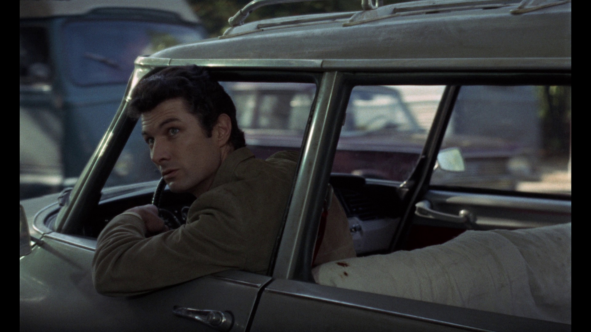 Screen capture from Une femme douce