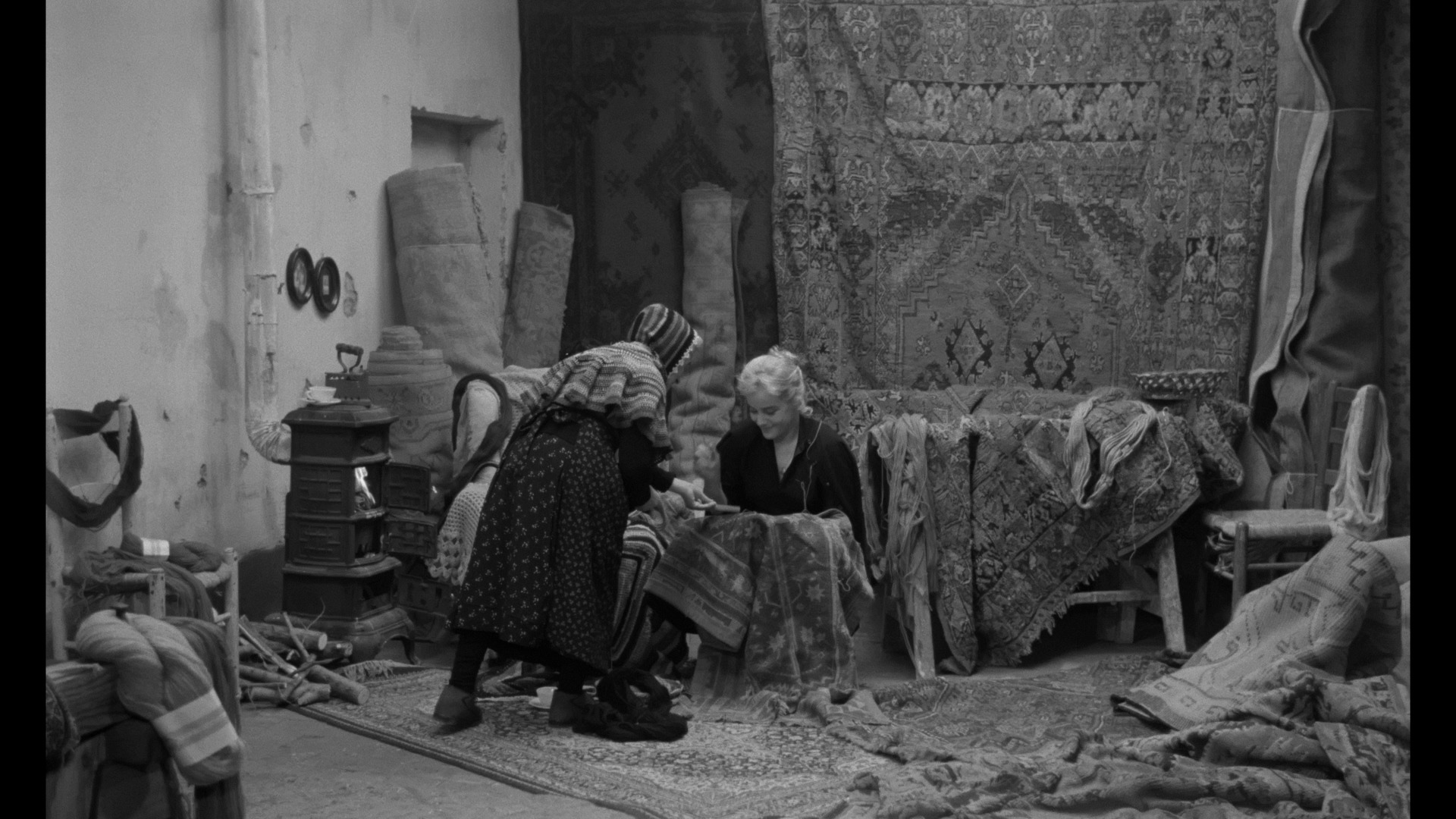 Screen capture from Le notti bianche