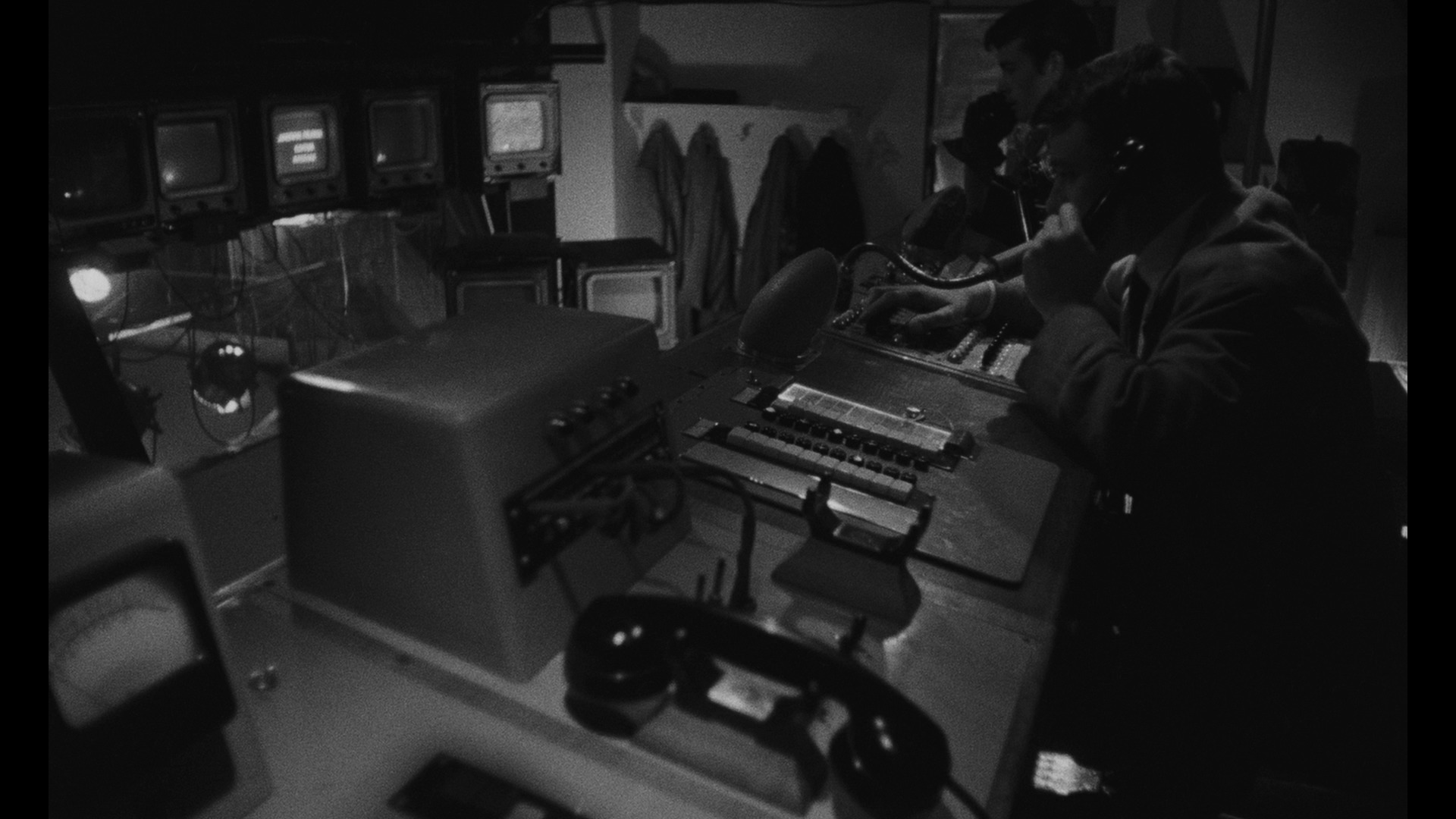 Screen capture from Time to Play: Films by Jacques Rozier