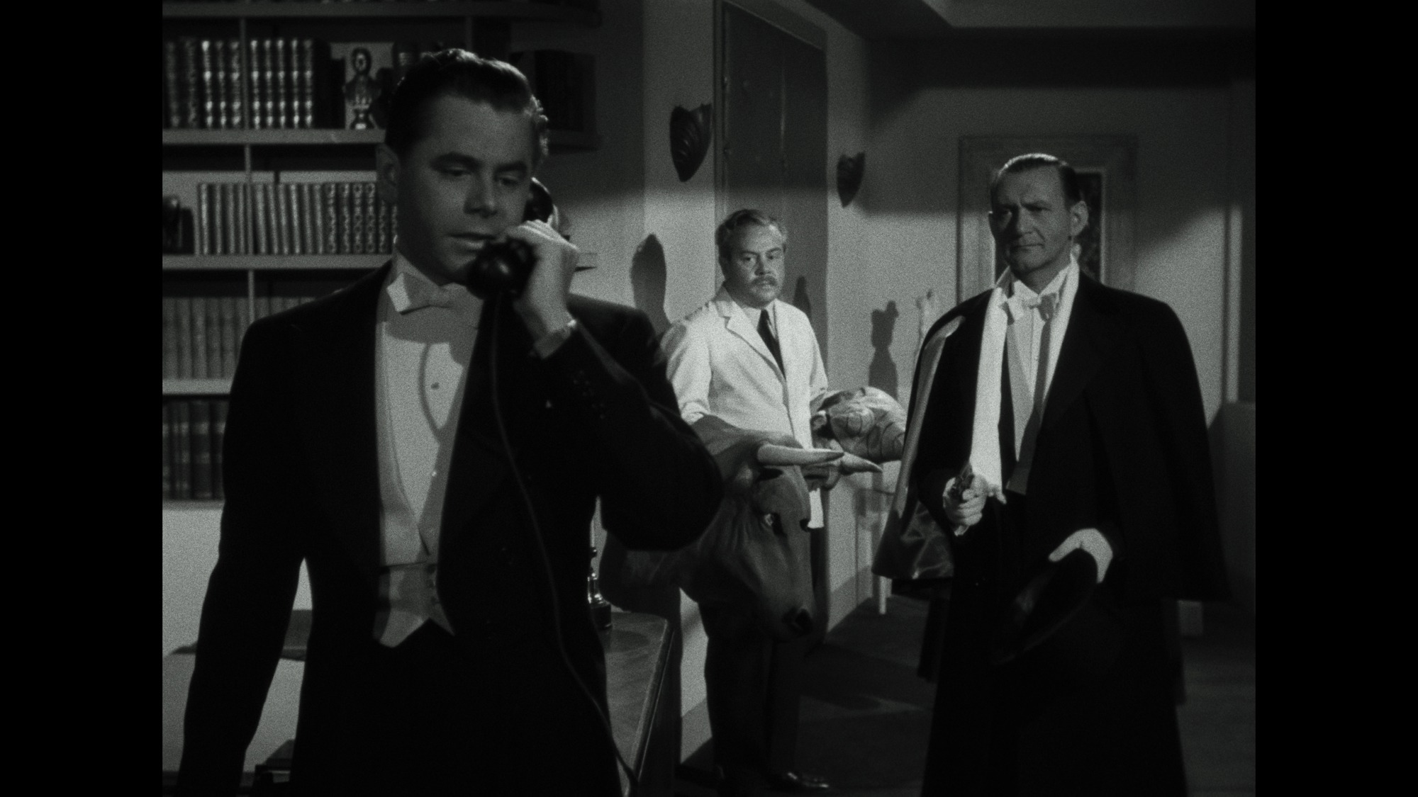 Screen capture from Gilda