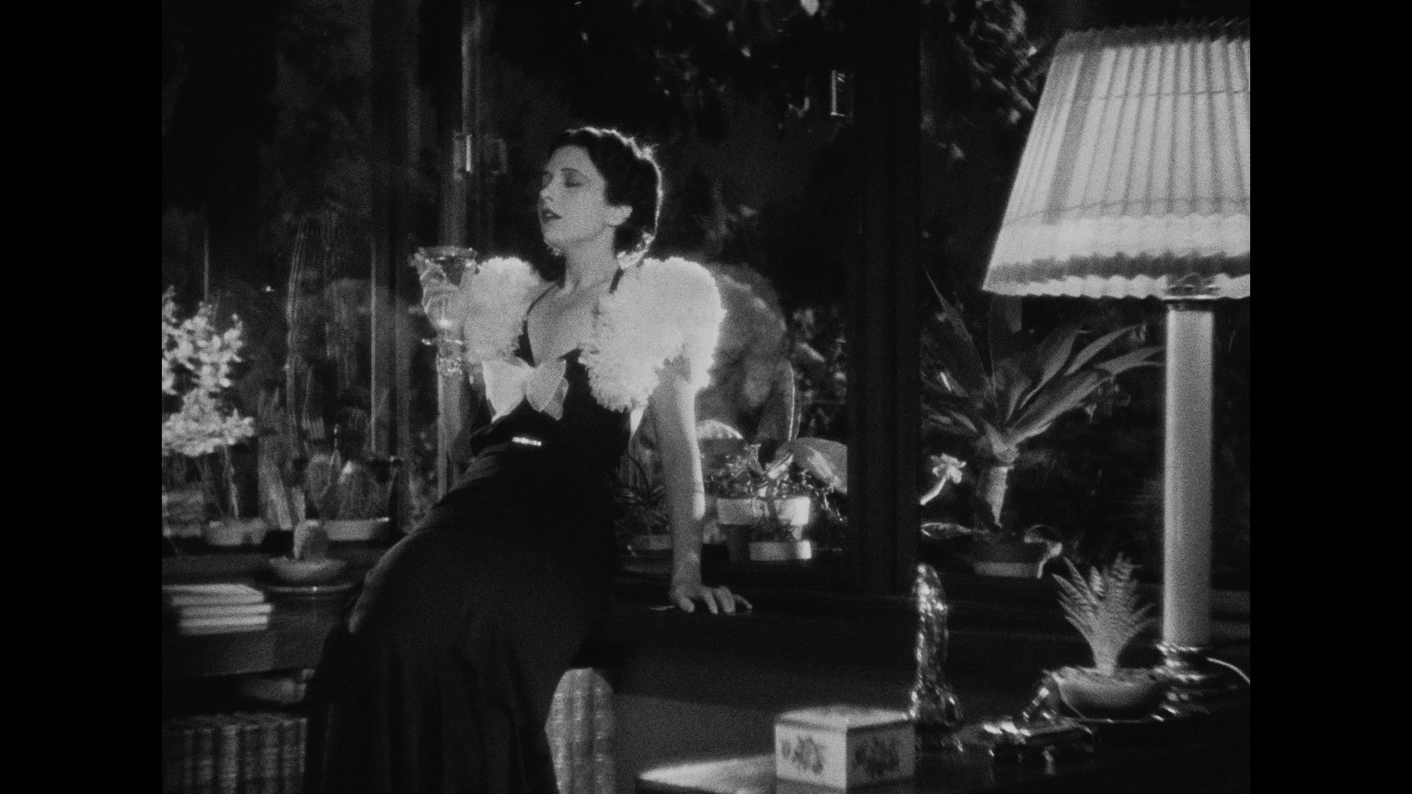 Screen capture from Trouble in Paradise