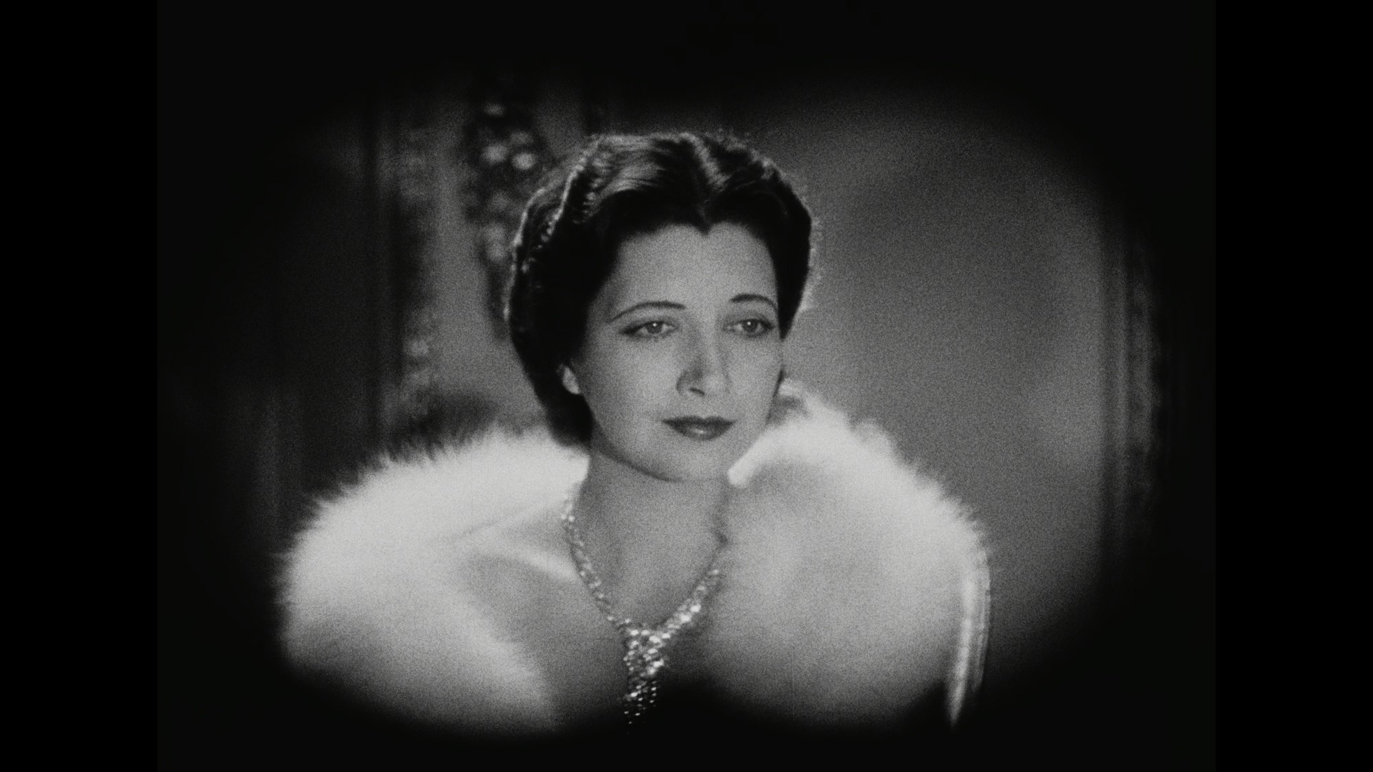 Screen capture from Trouble in Paradise