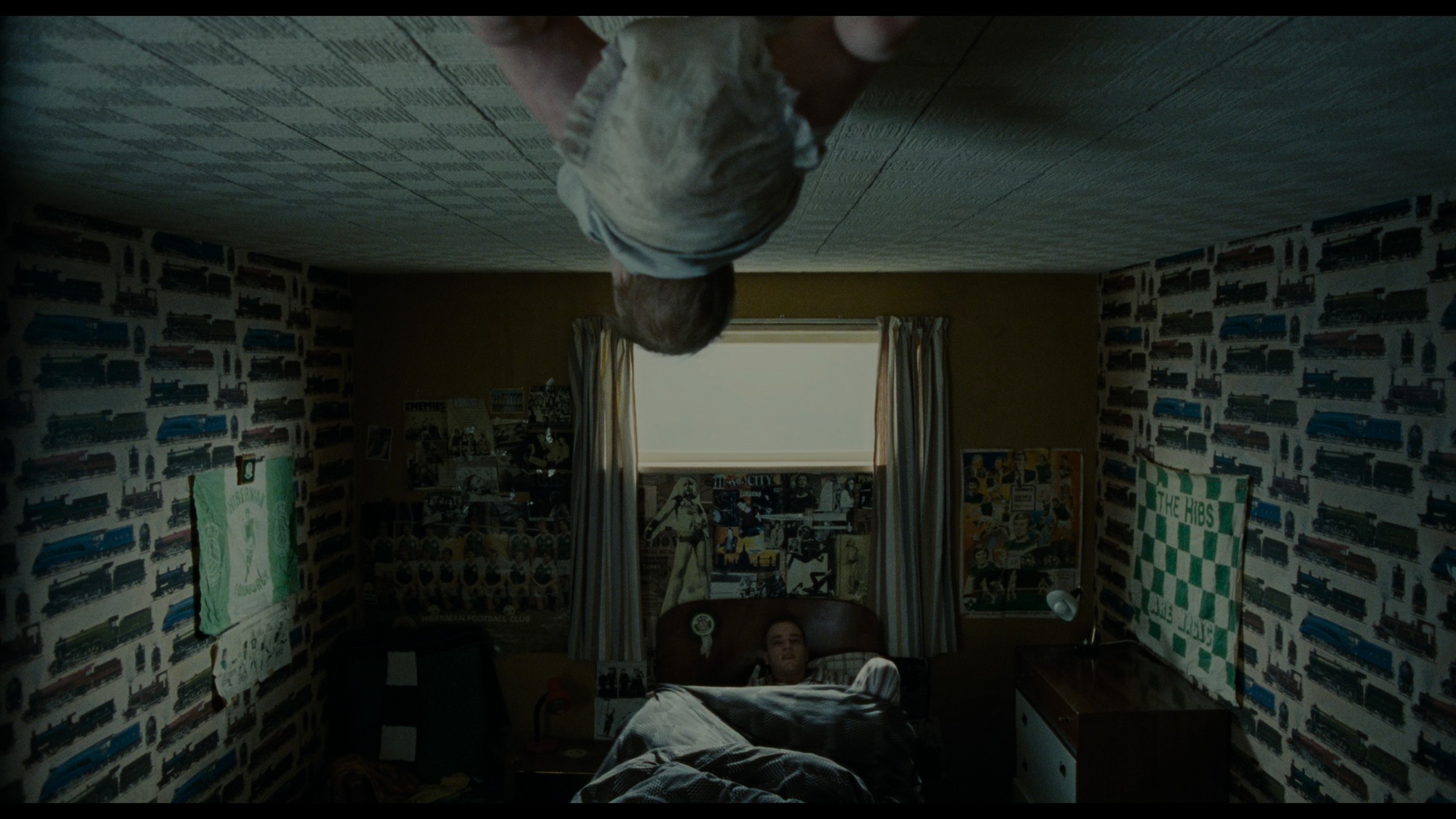 Screen capture from Trainspotting