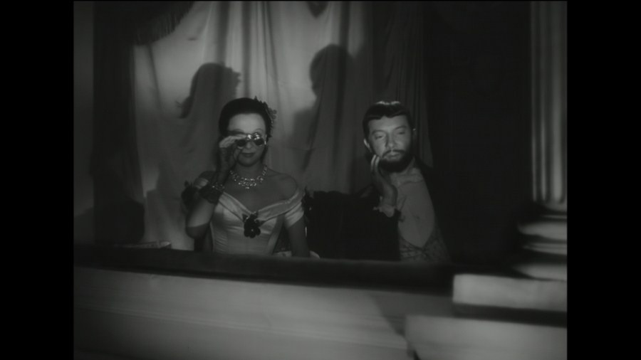 Screen capture from Children of Paradise