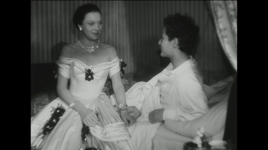 Screen capture from Children of Paradise