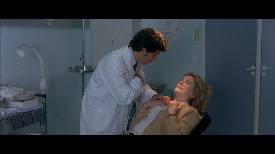 Screen capture from A Christmas Tale