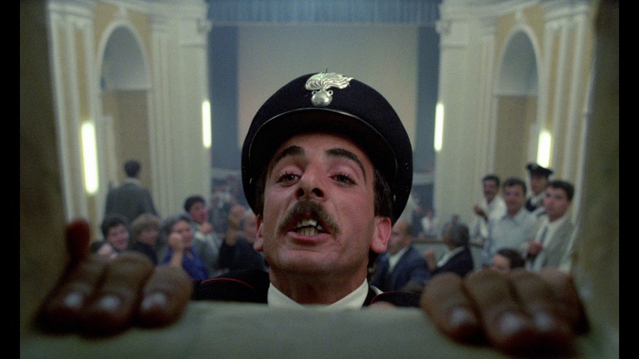Screen capture from Cinema Paradiso