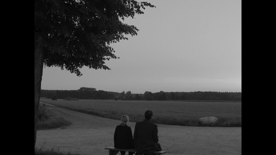 Screen capture from Cold War