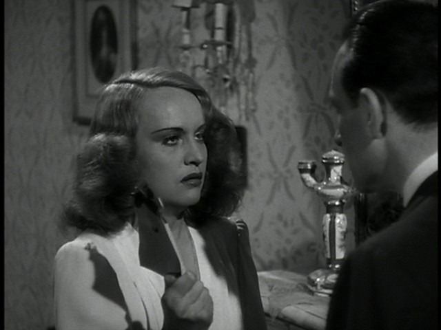 Screen capture from Le Corbeau