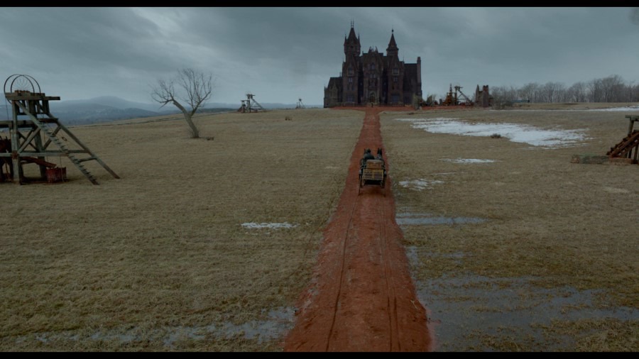 Screen capture from Crimson Peak