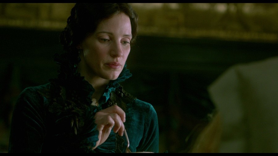Screen capture from Crimson Peak