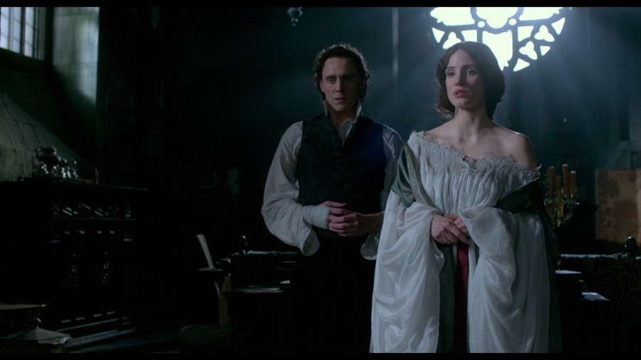Screen capture from Crimson Peak