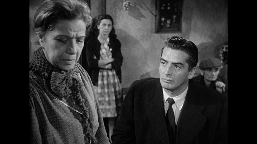 Screen capture from Cry of the City