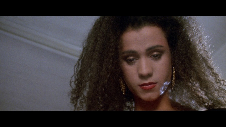 Screen capture from The Crying Game