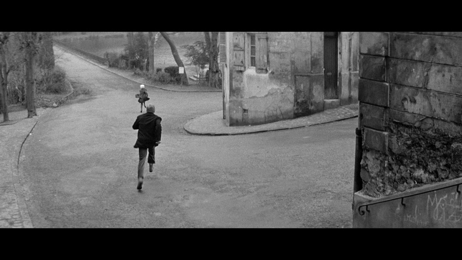 Screen capture from Sundays and Cybèle