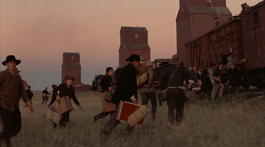 Screen capture from Days of Heaven