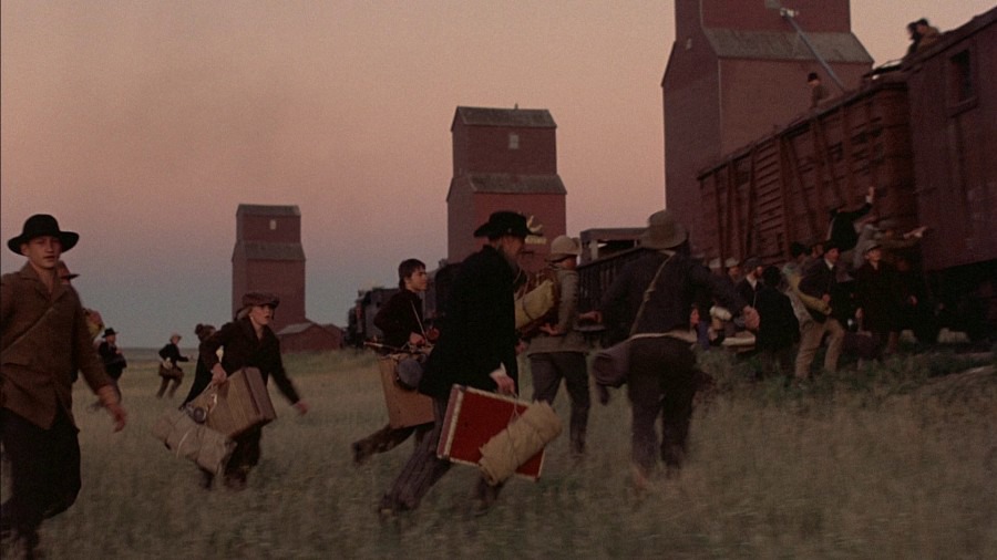 Screen capture from Days of Heaven