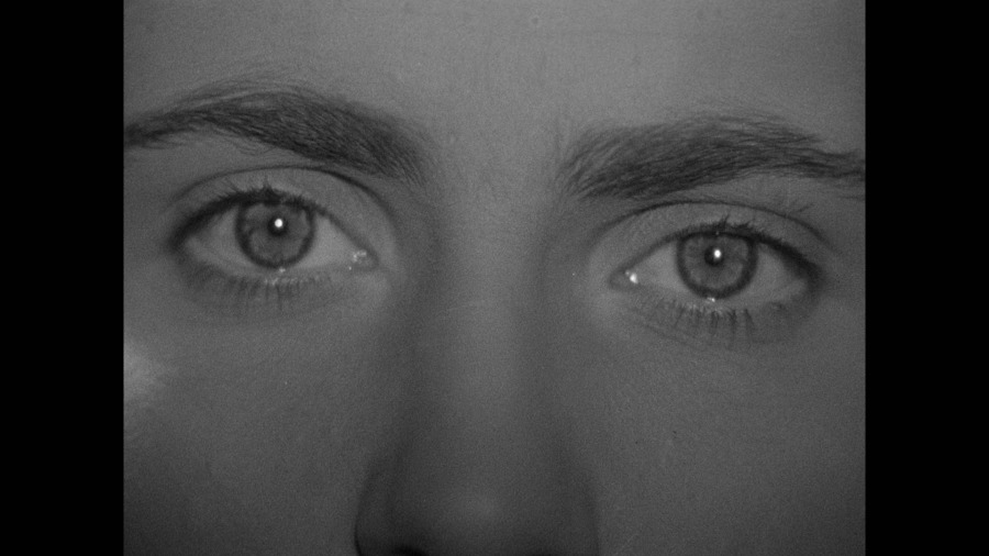 Screen capture from Le silence de la mer