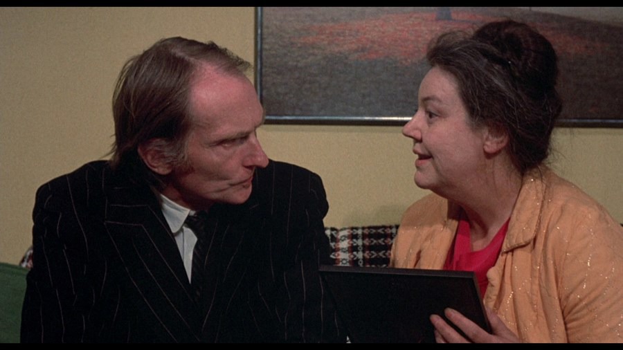 Screen capture from Deranged
