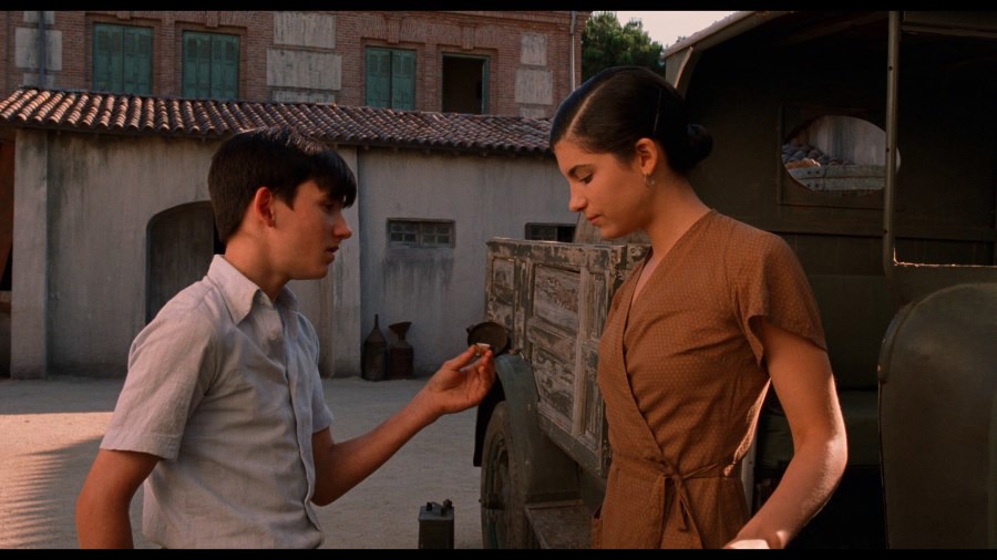 Screen capture from The Devil's Backbone