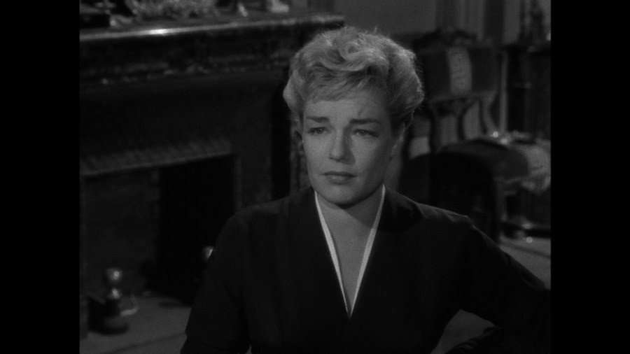 Screen capture from Les diaboliques