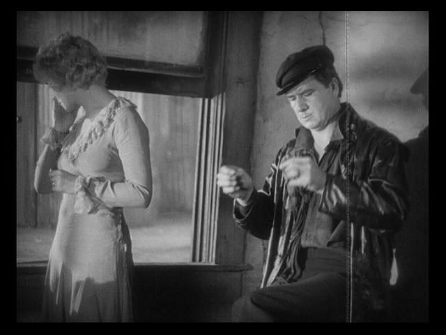 Screen capture from 3 Silent Classics by Josef von Sternberg