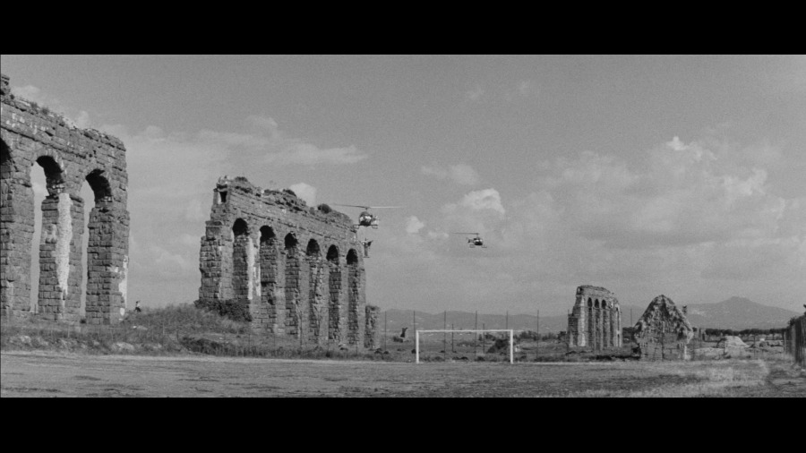 Screen capture from La dolce vita