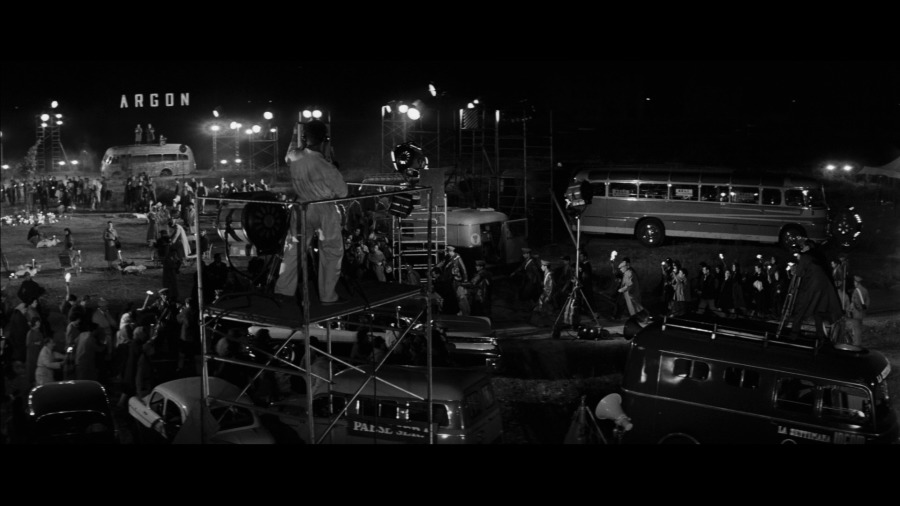 Screen capture from La dolce vita