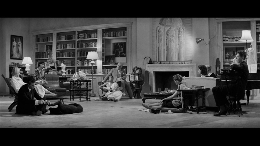 Screen capture from La dolce vita