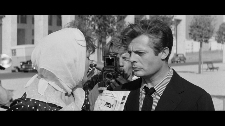 Screen capture from La dolce vita