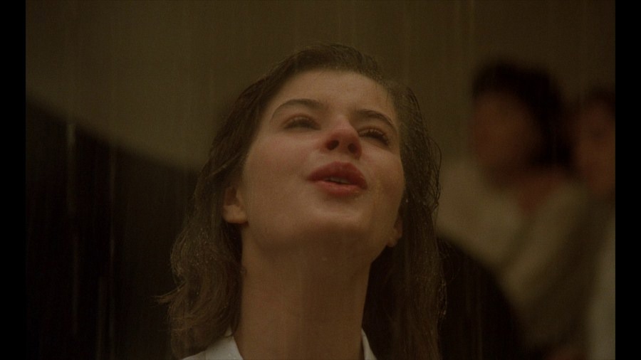 Screen capture from The Double Life of Véronique
