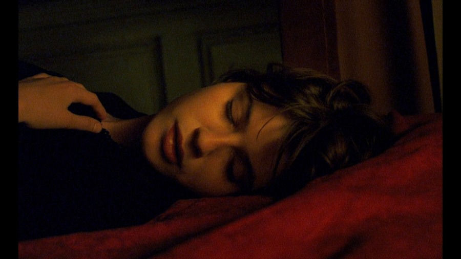 Screen capture from The Double Life of Véronique