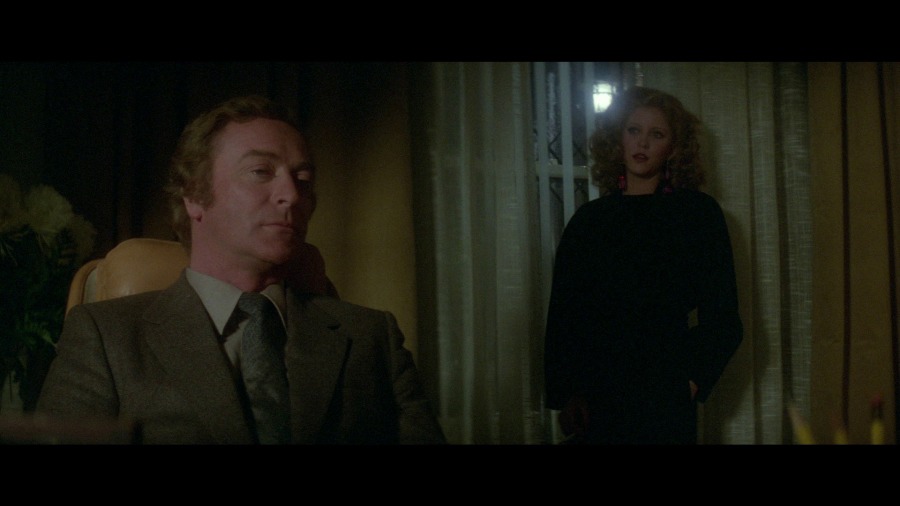 Screen capture from Dressed to Kill