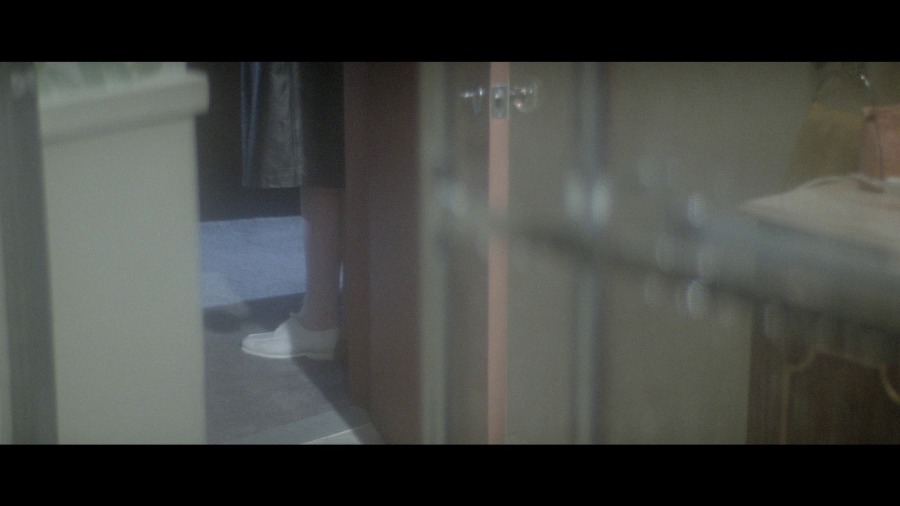 Screen capture from Dressed to Kill