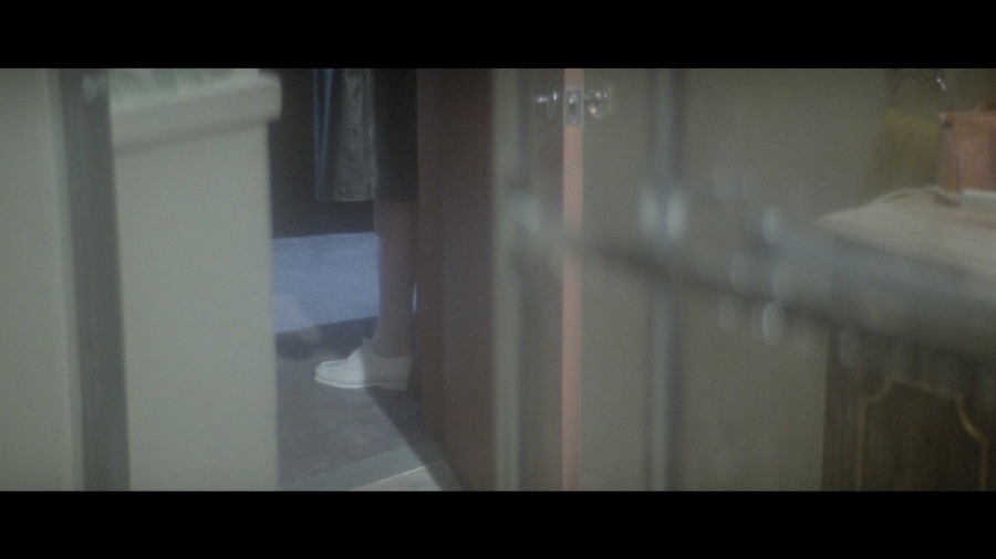 Screen capture from Dressed to Kill