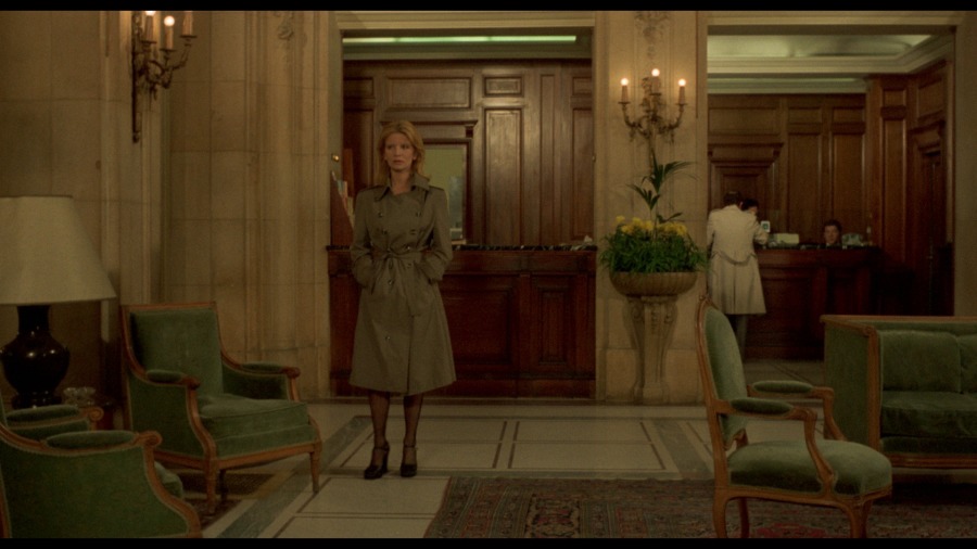 Screen capture from Duelle