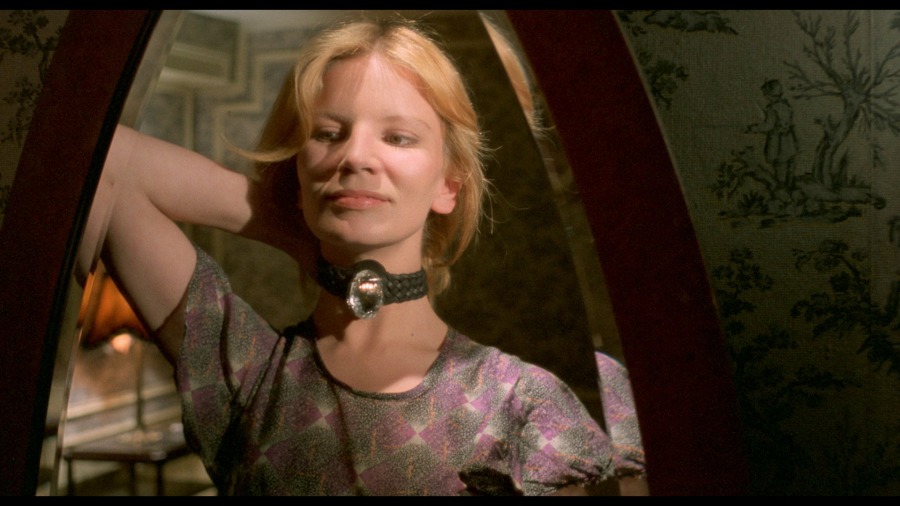 Screen capture from Duelle